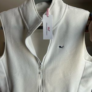 Vineyard Vines women’s fleece vest